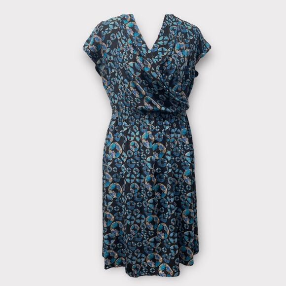 Tucker 100% Silk short sleeved dress, Women's size Large, blue black knee-length - Picture 1 of 12